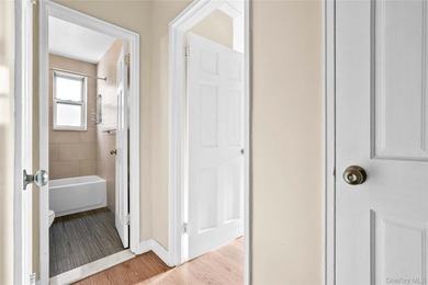 North Flushing Co-op for Sale - Fully Renovated 1 Bedroom, 1 - photo 12