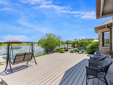 Welcome to this exceptional all-brick ranch waterfront home - photo 42