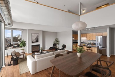 One-of-a-kind urban living in this exceptional two-story - photo 4