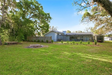 **Freshly Painted Interior / Exterior and Pool Decking!**This - photo 7