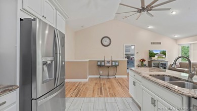 Spacious and well designed 2 level villa offering 4 bedrooms, 3 - photo 21