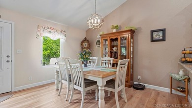 Spacious and well designed 2 level villa offering 4 bedrooms, 3 - photo 22