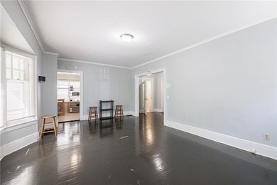 Fantastic investment or owner-occupant opportunity in the heart - photo 7