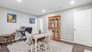Spacious and well designed 2 level villa offering 4 bedrooms, 3 - photo 39