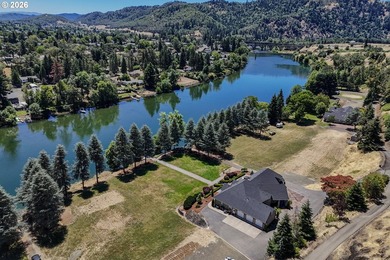 Luxury waterfront living on the backwaters of the North Umpqua - photo 42