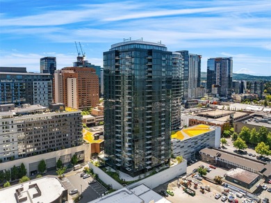 Lake Washington Condo For Sale in Bellevue Washington