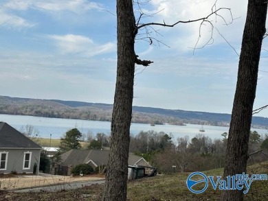 Lake Lot For Sale in Guntersville, Alabama