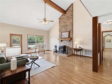 This lakefront property is ALLLLL about the views! Experience - photo 5