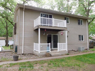 Bass Lake - Montcalm County Home For Sale in Vestaburg Michigan