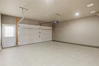 Stunning and Spacious Townhome in Desirable Acworth! Welcome - photo 7