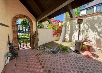 Welcome to Herringbone Hall, a beautiful North Laguna Beach home - photo 15