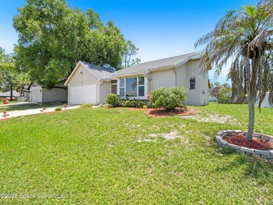 Welcome to this move-in-ready home, with a BRAND NEW ROOF! - photo 2