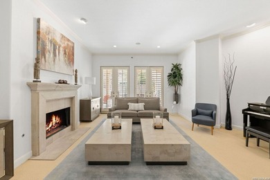 Set within an exclusive gated enclave in Alamo Heights, this - photo 11
