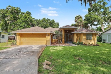 Welcome to this beautifully maintained 4-bdrm, 3-bath home - photo 1