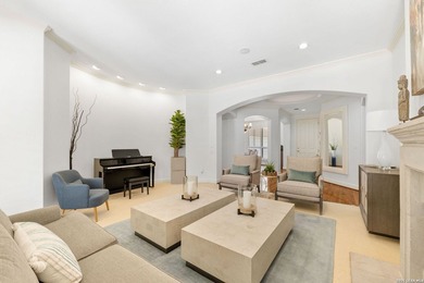 Set within an exclusive gated enclave in Alamo Heights, this - photo 15