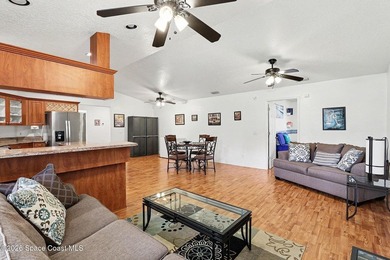 Welcome to this beautifully maintained 4-bdrm, 3-bath home - photo 5