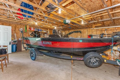 True Northwoods home with desirable Western Exposure on 400 acre - photo 18