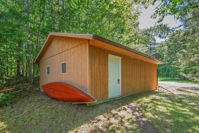 True Northwoods home with desirable Western Exposure on 400 acre - photo 19