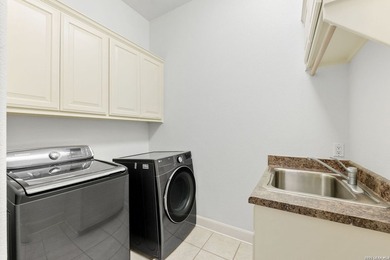 Set within an exclusive gated enclave in Alamo Heights, this - photo 35