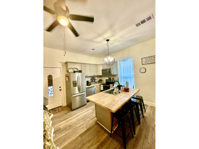 Price improvement! Eddins Camp W/HUGE Covered Outdoor Area - photo 8
