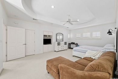 Set within an exclusive gated enclave in Alamo Heights, this - photo 43