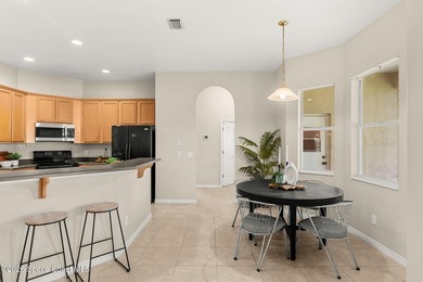 How does a 3bed, 2bath, 3 car garage with a bonus room and 21K - photo 7