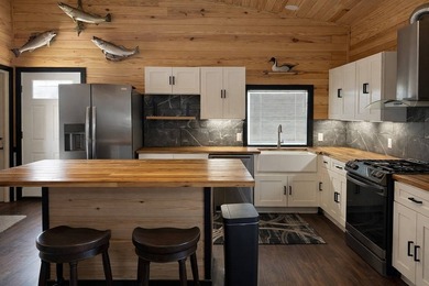 Welcome to your perfect lake retreat! This beautiful designed - photo 5