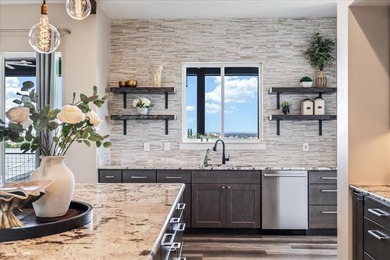Not every home earns the word turnkey. This one truly means it! - photo 14