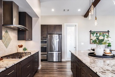 Not every home earns the word turnkey. This one truly means it! - photo 15