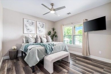 Not every home earns the word turnkey. This one truly means it! - photo 30