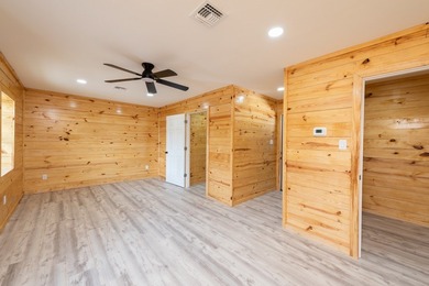HUGE $75,000 REDUCTION!!! DISCOVER THE ULTIMATE SETUP FOR LIVING - photo 15