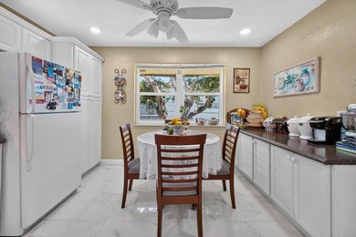 Welcome to this charming 2-bedroom, 2-bathroom condominium in - photo 15