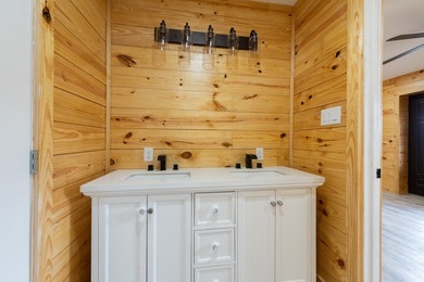 HUGE $75,000 REDUCTION!!! DISCOVER THE ULTIMATE SETUP FOR LIVING - photo 19