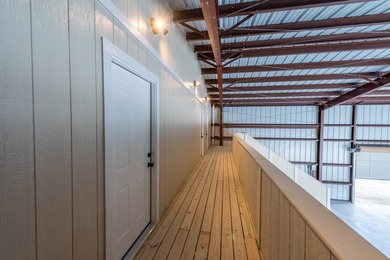 HUGE $75,000 REDUCTION!!! DISCOVER THE ULTIMATE SETUP FOR LIVING - photo 24