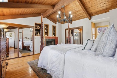 Rarely available park-front opportunity! Ideally situated - photo 26