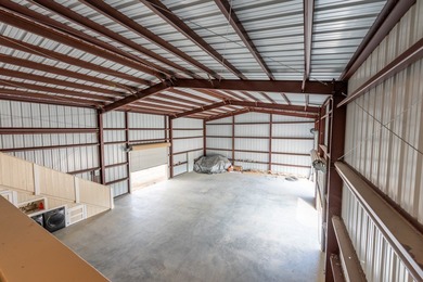 HUGE $75,000 REDUCTION!!! DISCOVER THE ULTIMATE SETUP FOR LIVING - photo 26