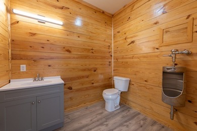 HUGE $75,000 REDUCTION!!! DISCOVER THE ULTIMATE SETUP FOR LIVING - photo 31