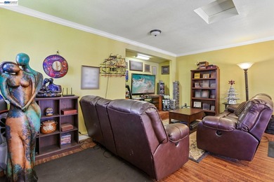 Rarely available park-front opportunity! Ideally situated - photo 35