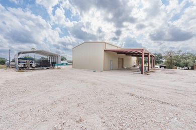 HUGE $75,000 REDUCTION!!! DISCOVER THE ULTIMATE SETUP FOR LIVING - photo 37