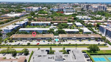 Welcome to this charming 2-bedroom, 2-bathroom condominium in - photo 38