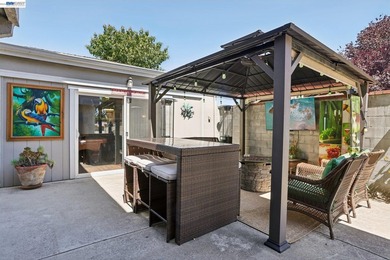 Rarely available park-front opportunity! Ideally situated - photo 45