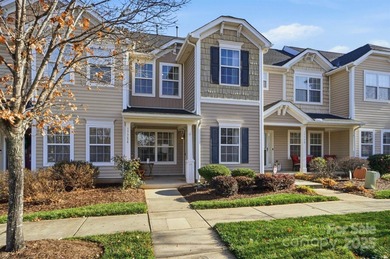 Lake Norman Townhome/Townhouse For Sale in Cornelius North Carolina