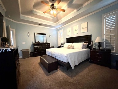 Don't miss this meticulously maintained, traditional two-story - photo 13