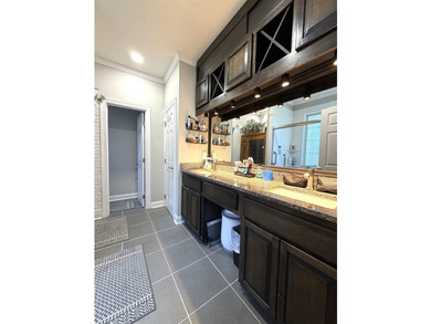 Don't miss this meticulously maintained, traditional two-story - photo 14