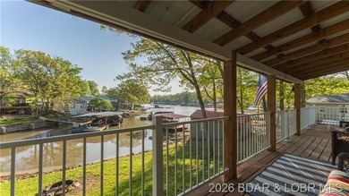 This Cape Cod cottage offers the quintessential lake escape - photo 16