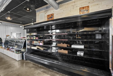 Fantastic commercial opportunity in the heart of Houghton Lake! - photo 17