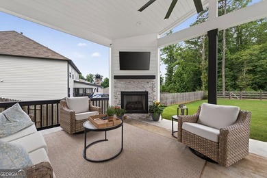 Welcome to Carruth Lake Estates, one of North Forsyth's most - photo 20