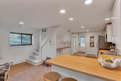 Welcome to year-round lake living on Great Sacandaga in this - photo 21