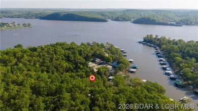 This Cape Cod cottage offers the quintessential lake escape - photo 33