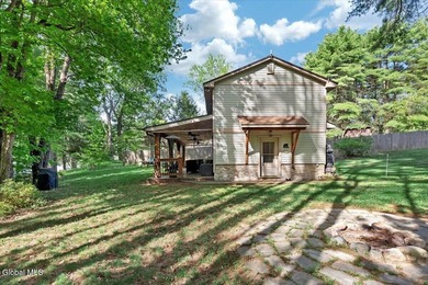 Welcome to year-round lake living on Great Sacandaga in this - photo 35